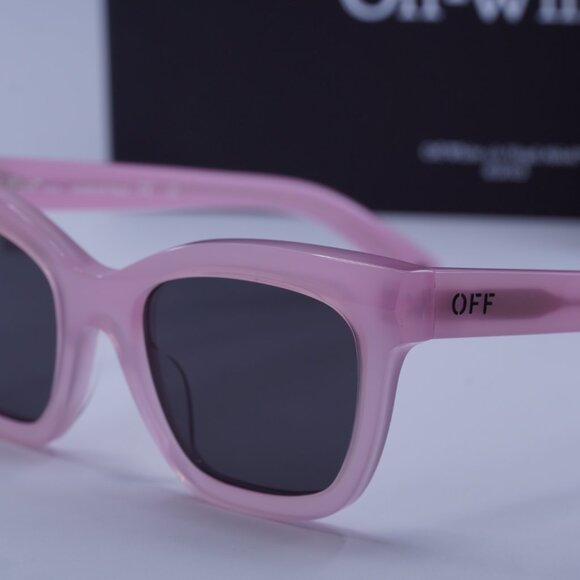 Off-White OERI143 LINCOLN 3007 Square Sunglasses – Pink/Dark Grey - Picture 4 of 10
